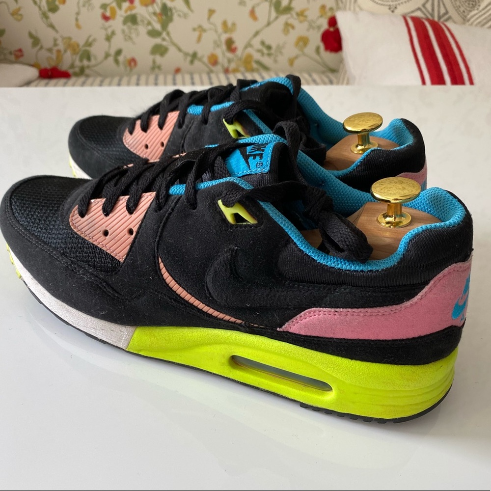 Nike Air Max Light